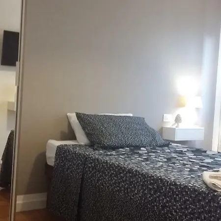 לינה וארוחת בוקר Al Siciliando 4*